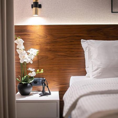 Enyana Luxury Suites 科托尔 外观 照片