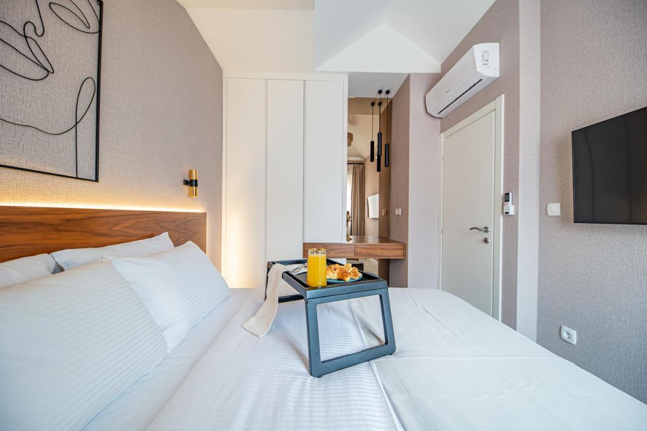 Enyana Luxury Suites 科托尔 外观 照片