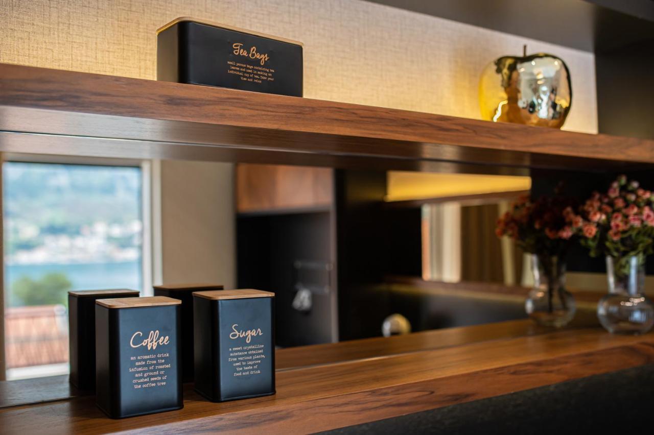 Enyana Luxury Suites 科托尔 外观 照片