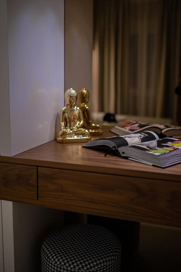 Enyana Luxury Suites 科托尔 外观 照片