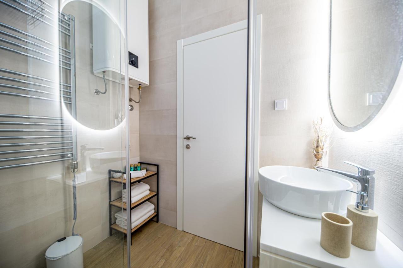 Enyana Luxury Suites 科托尔 外观 照片